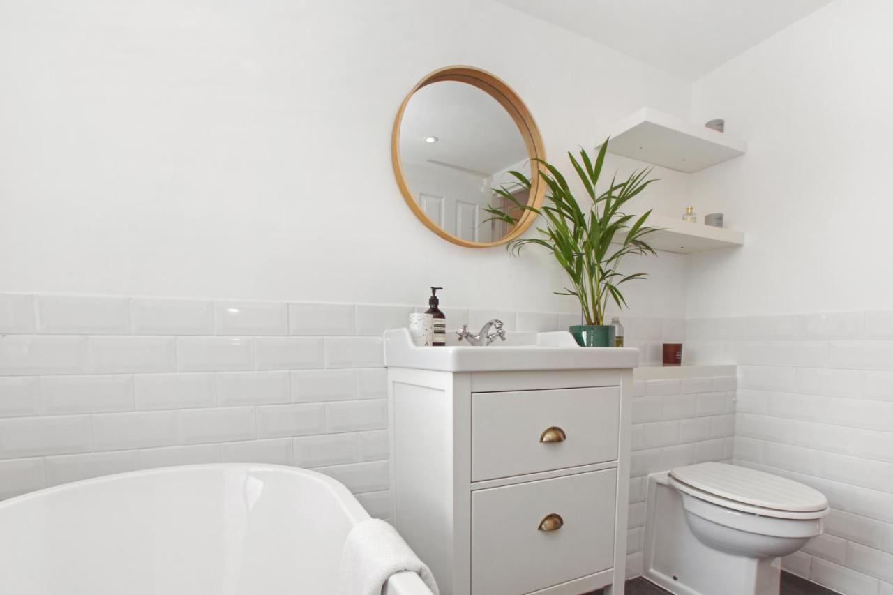 Apartamento Bright, Stylish & Cosy 3-Bed Flat Near Mile End Londres Exterior foto